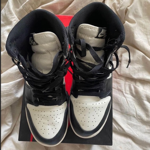 Jordan 1 Mochas - Picture 3 of 3